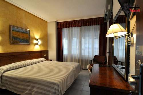 www.hotelaragonsalamanca.com