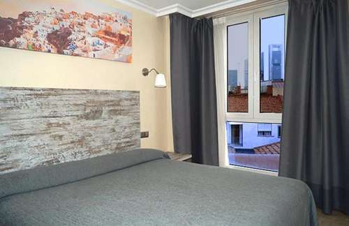 www.hotelcaballeroerrante.com