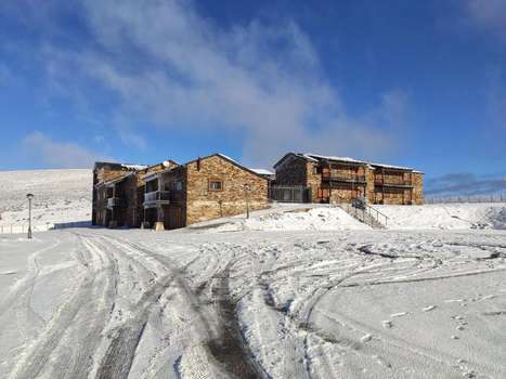 www.hotelpenatrevinca.es