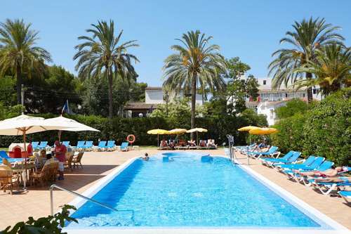 www.hotelluxor.com