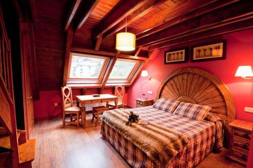 www.hotelgranchalet.com