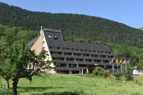 www.hoteltuca.com