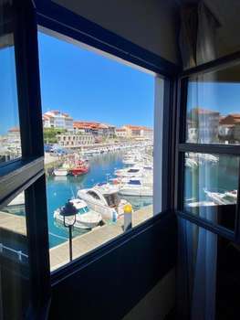 www.hotelasrocas.com