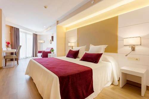 www.hotelbeverlypark.com