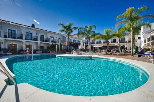 www.palomablancahotel.com
