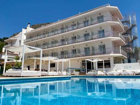 www.hotelnereida.com