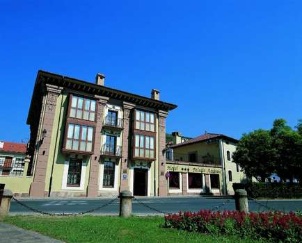 www.palacioazcarate.com