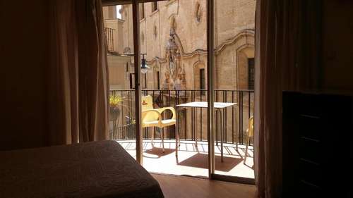www.hotelnumerouno.com