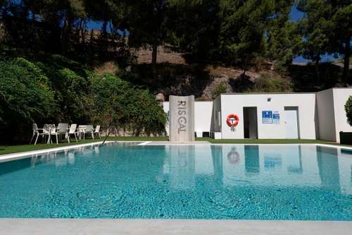 www.hotelriscal.com