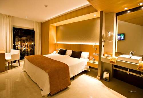 www.hotelbarrameda.com