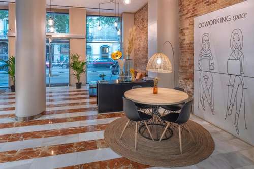www.hotelserhscarlit.com