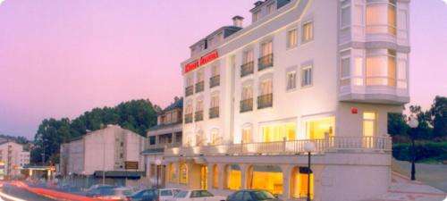 www.hotelfloridaarteixo.com