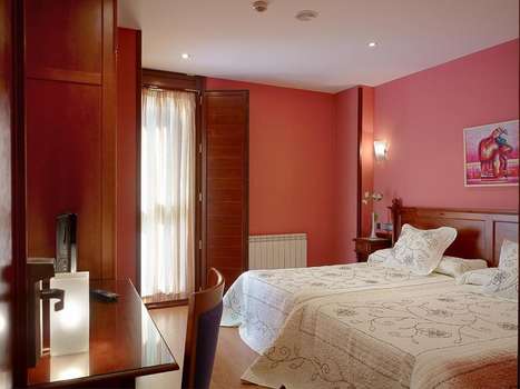 www.hotelvillalegre.es
