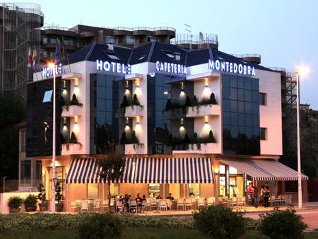 www.hotelmontedobra.com