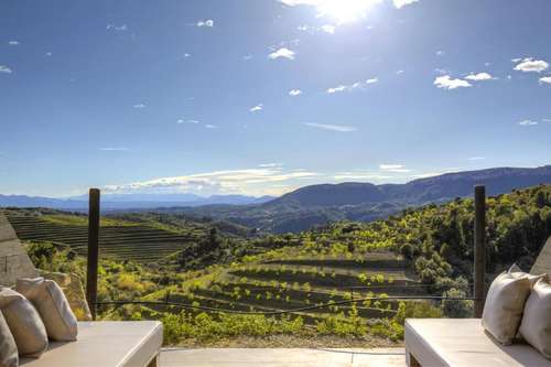 www.hoteltrossosdelpriorat.com