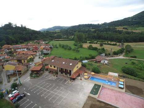 www.hotelintriago.com