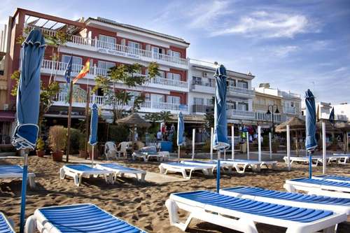 www.hotelmediterraneocarihuela.es