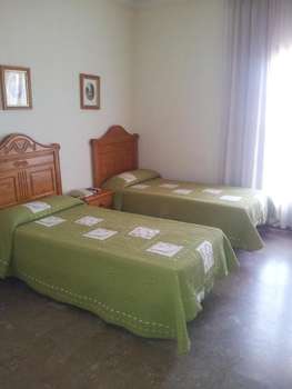 www.hotelluzdelguadiana.com
