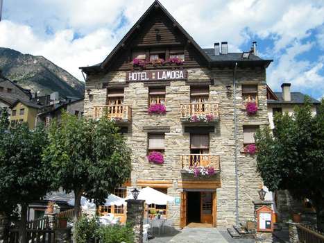 www.lamogahotel.com