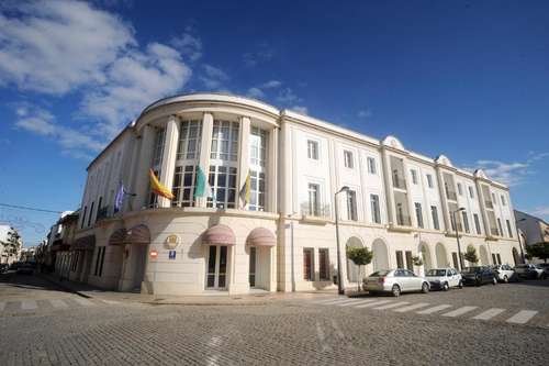 www.hotelcastillo.com
