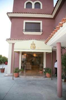 www.hoteltorredeloro.com