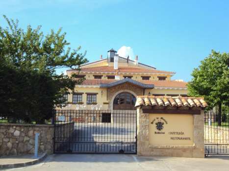 www.hotelrubielos.com