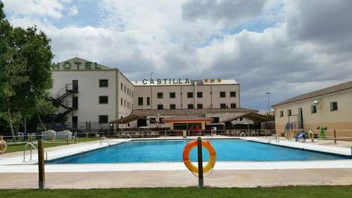 www.hotel-castilla.com