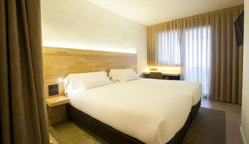 www.hotelapamplona.es