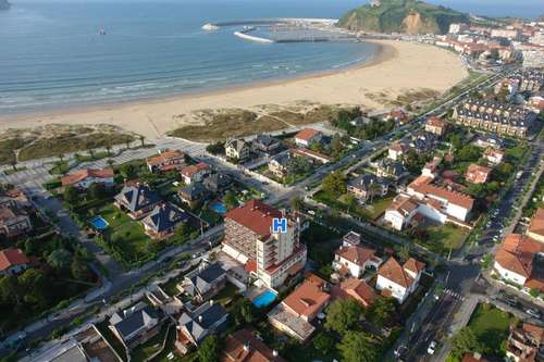 www.hotelcosmopol.es