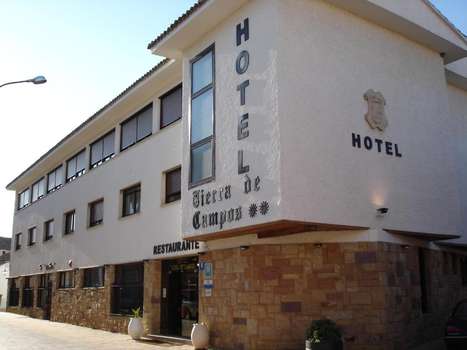 www.hoteltierradecampos.com