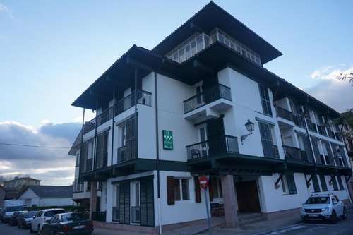 www.hostalelizondo.com