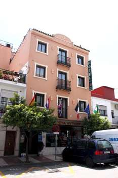 www.hoteldonacatalina.com