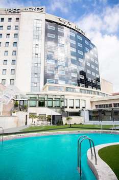 www.hotel3reyes.com