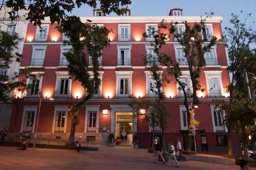 www.petitpalacesantabarbara.com
