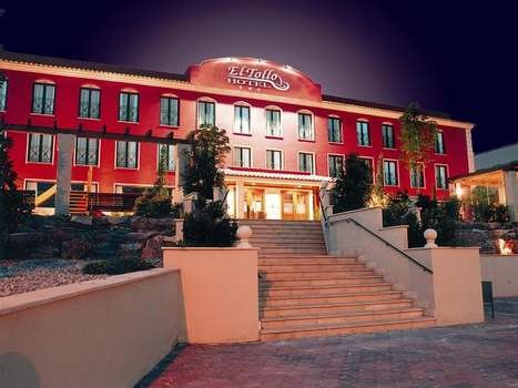 www.hoteltollo.com