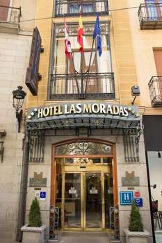 www.hotellasmoradas.com