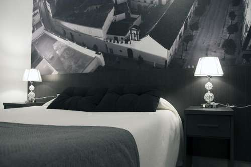 www.hotelbarrionuevo.es