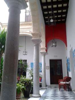 www.hotelcasadelregidor.com