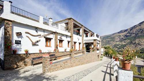 www.hotellafragua.com