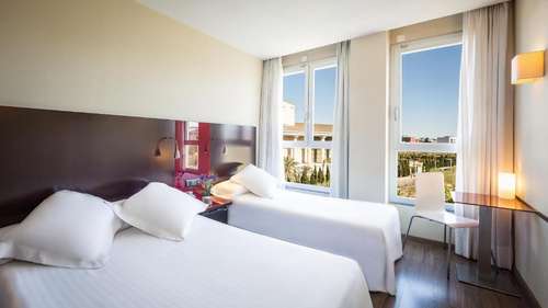 www.hotelteatre-barcelona.com