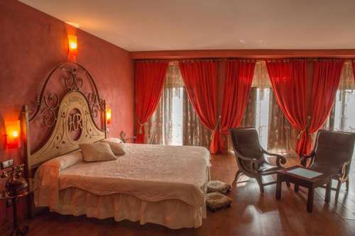 www.hotelrurallabriego.com
