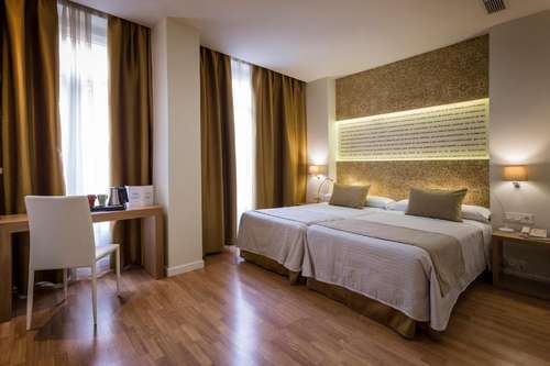www.hotelcomfortdauro2.com