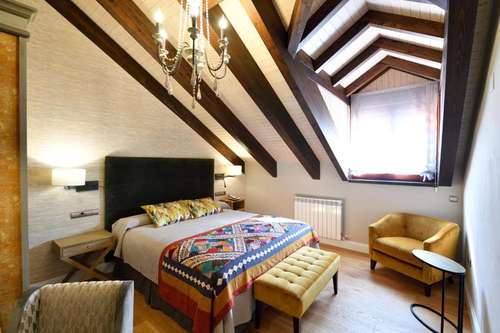 www.hotelbujarueloordesa.com
