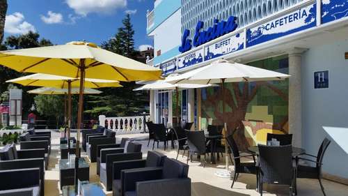 www.hotellaencinadenoja.com