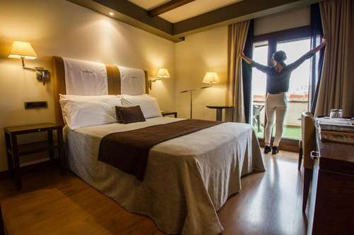 www.hotelspabalfagon.com