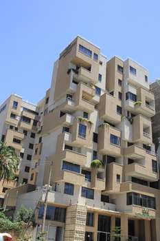 www.momonahotel.com