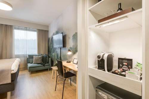 www.hotelhaaga.fi