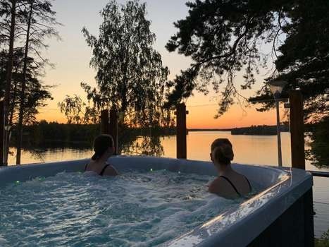 www.hotellisalpa.fi