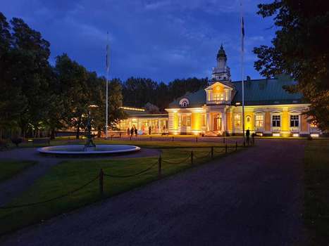 www.hirvihaarankartano.fi