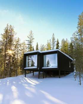 www.arctictreehousehotel.com